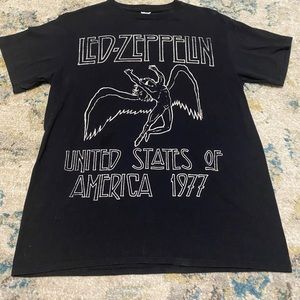 Led Zeppelin tee, size medium